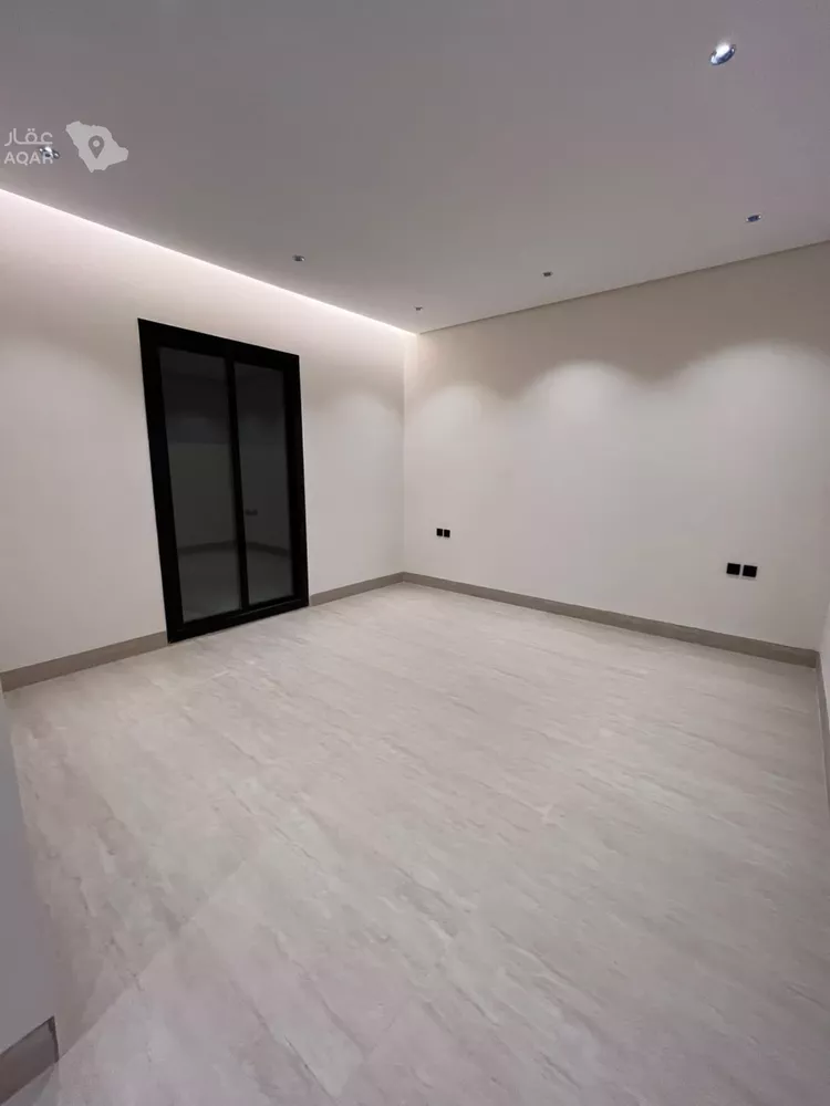 Villa for Sale in Riyadh Al Mahdiyah 15