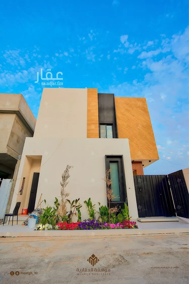 فيلا للبيع في شارع أحمد الكازروني, حي المهدية, مدينة الرياض, منطقة الرياض صورة 3