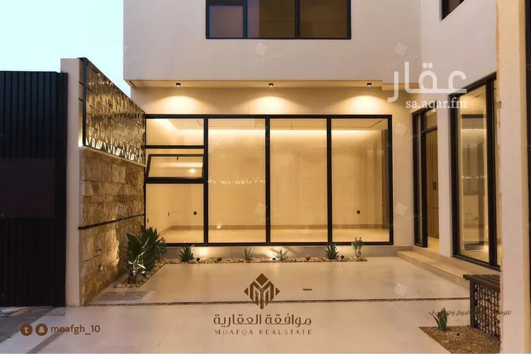 فيلا للبيع في شارع أحمد بن الحسن الأنصاري, حي المهدية, مدينة الرياض, منطقة الرياض 8