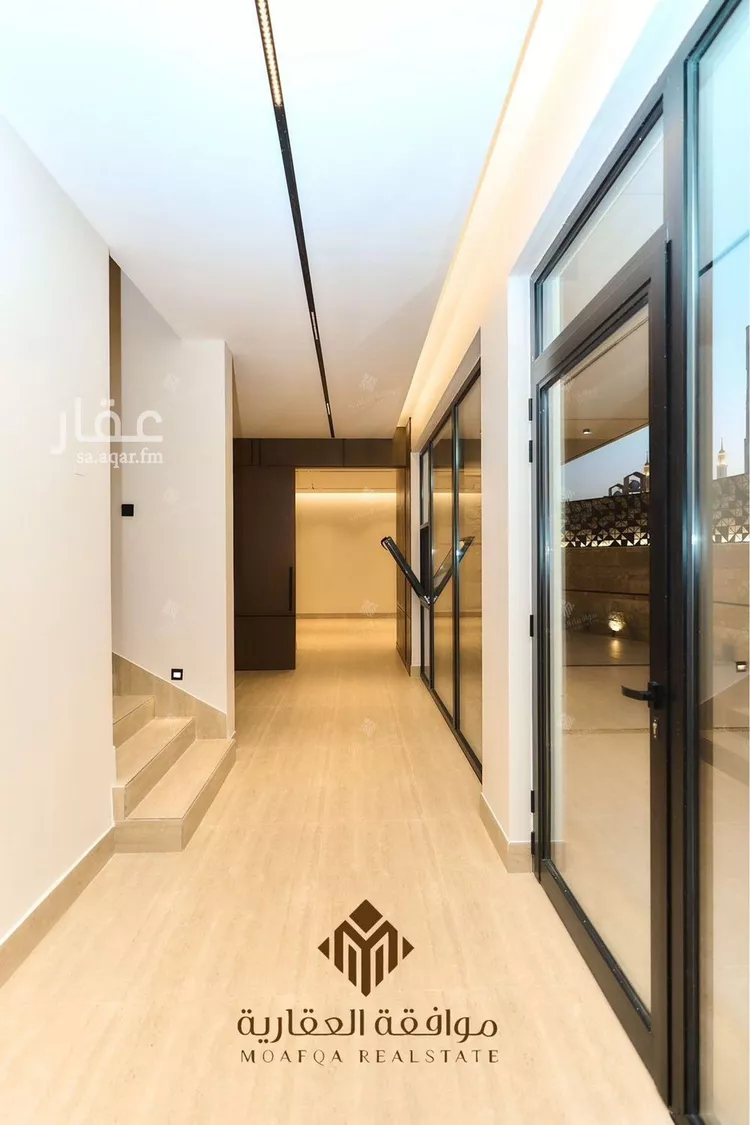 فيلا للبيع في شارع أحمد بن الحسن الأنصاري, حي المهدية, مدينة الرياض, منطقة الرياض 13