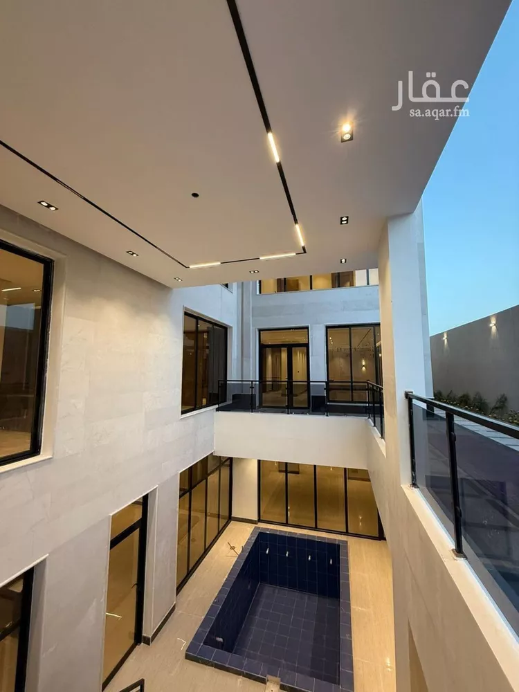 فيلا للبيع في شارع ابن صدقة الغرافي, حي المهدية, مدينة الرياض, منطقة الرياض 18