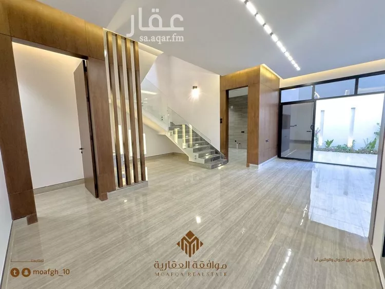 فيلا للبيع في شارع أبي الحسن الأسفرائيني, حي المهدية, مدينة الرياض, منطقة الرياض صورة 2