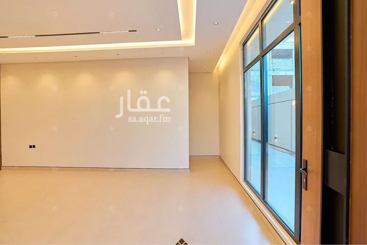 فيلا للبيع في شارع محمد بن هبة الله, حي المهدية, مدينة الرياض, منطقة الرياض 24