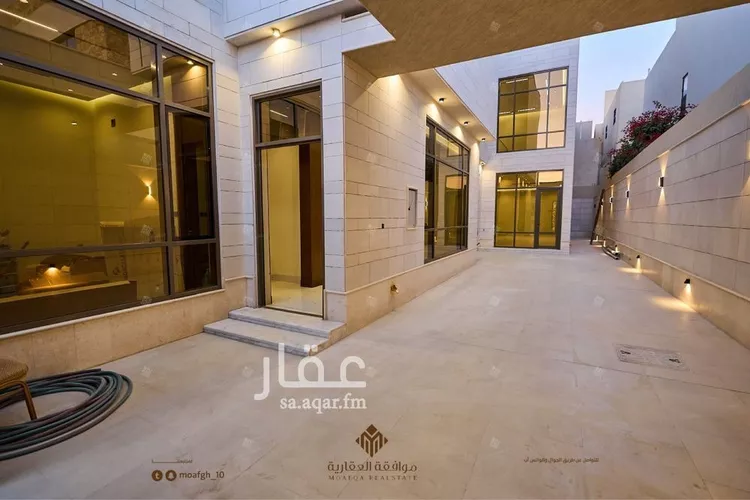 فيلا للبيع في شارع عبداللطيف بن المبارك, حي المهدية, مدينة الرياض, منطقة الرياض صورة 5