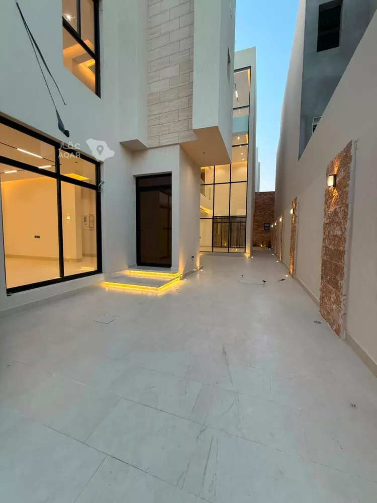 Villa for Sale in Riyadh Al Mahdiyah صورة 3