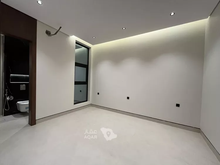 فيلا للبيع في شارع أبي الحسن الأسفرائيني, حي المهدية, مدينة الرياض, منطقة الرياض 25