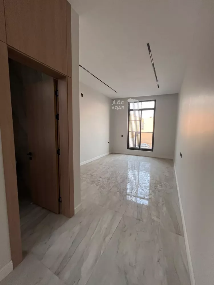 فيلا للبيع في شارع عبداللطيف بن المبارك, حي المهدية, مدينة الرياض, منطقة الرياض 10