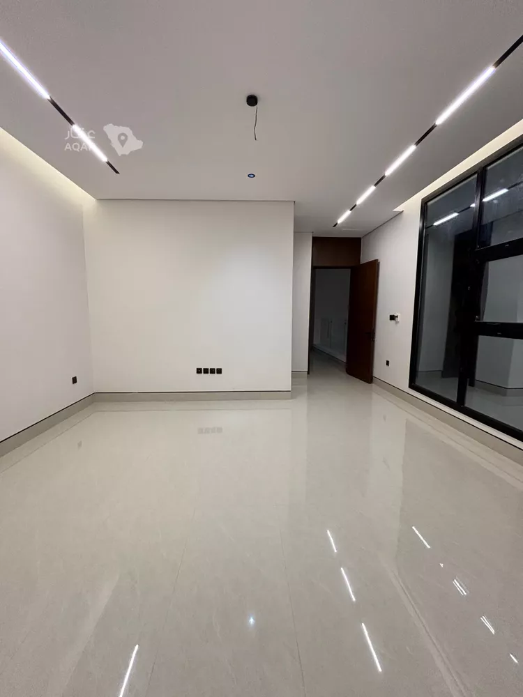 Villa for Sale in Riyadh Al Mahdiyah 18