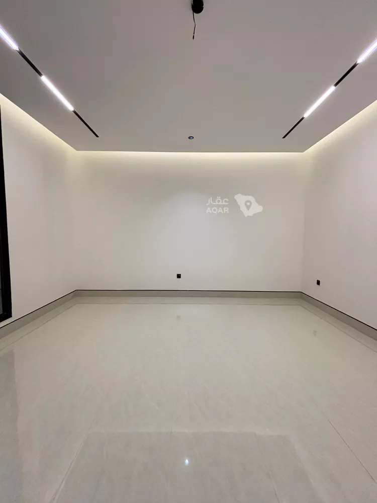 Villa for Sale in Riyadh Al Mahdiyah 30
