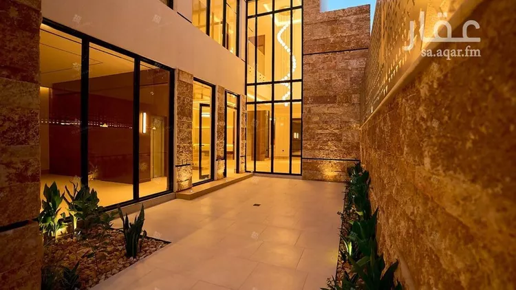 فيلا للبيع في شارع عبدالقادر بن عبدالوارث, حي المهدية, مدينة الرياض, منطقة الرياض صورة 4