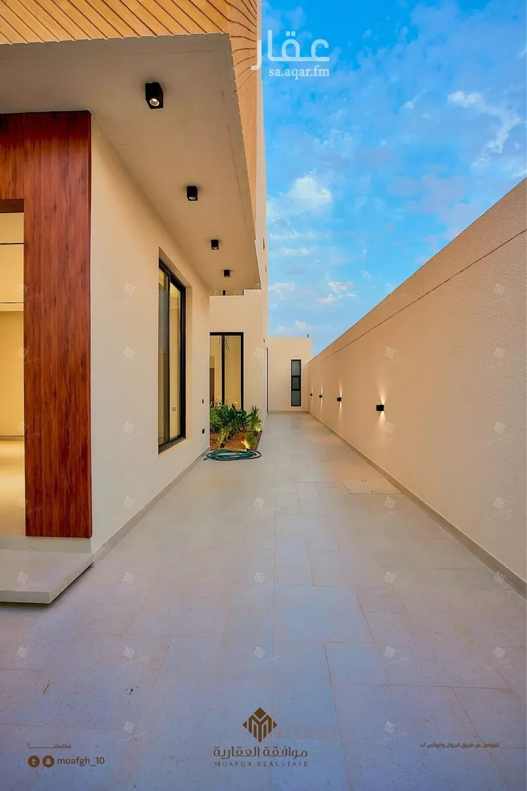 فيلا للبيع في شارع أحمد الكازروني, حي المهدية, مدينة الرياض, منطقة الرياض صورة 2