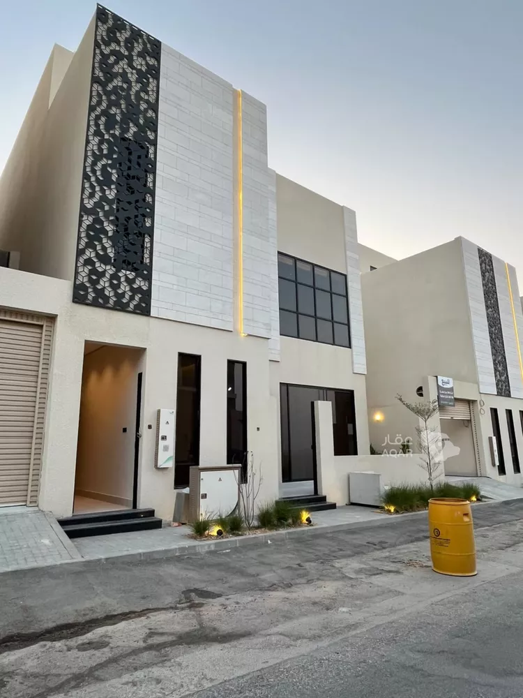 فيلا للبيع في شارع قطب الدين بن السلطان, حي المهدية, مدينة الرياض, منطقة الرياض 2