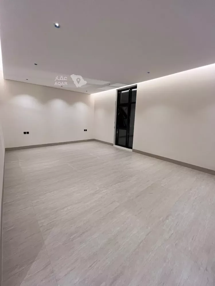 Villa for Sale in Riyadh Al Mahdiyah 4