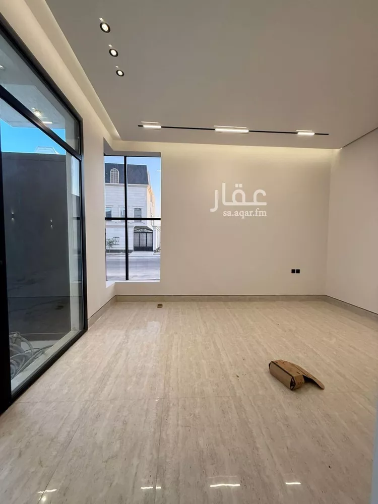 فيلا للبيع في شارع عبدالرحمن السمعاني, حي المهدية, مدينة الرياض, منطقة الرياض صورة 5