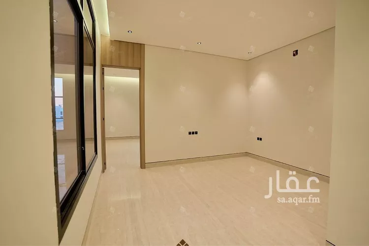 فيلا للبيع في شارع علي بن سلامة اللخمي, حي المهدية, مدينة الرياض, منطقة الرياض 28