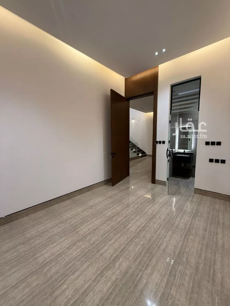 Villa for Sale in Riyadh Al Mahdiyah 11