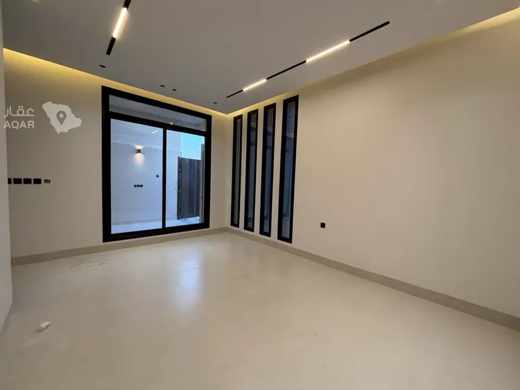 Villa for Sale in Riyadh Al Mahdiyah 21