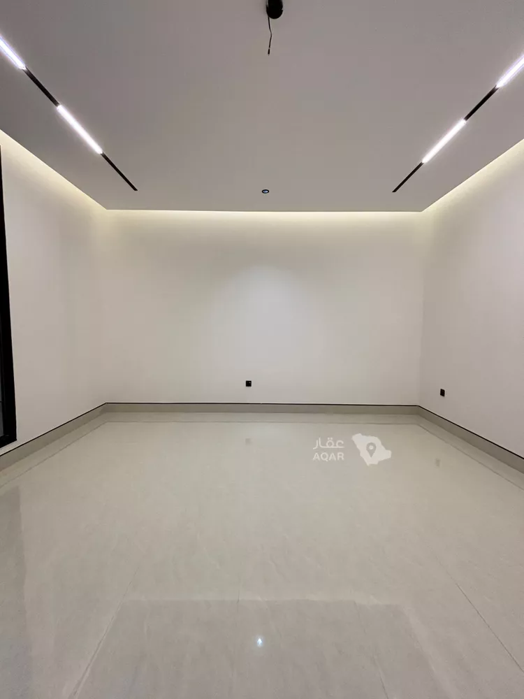 Villa for Sale in Riyadh Al Mahdiyah 21