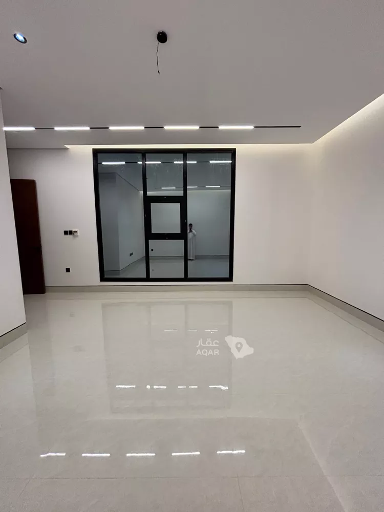 Villa for Sale in Riyadh Al Mahdiyah 25