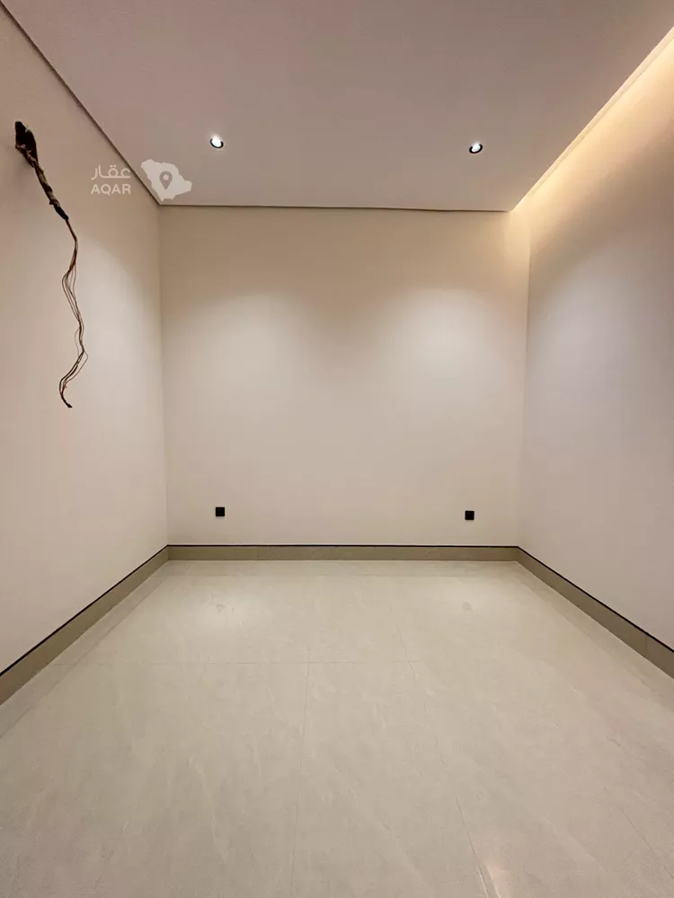 Villa for Sale in Riyadh Al Mahdiyah 29