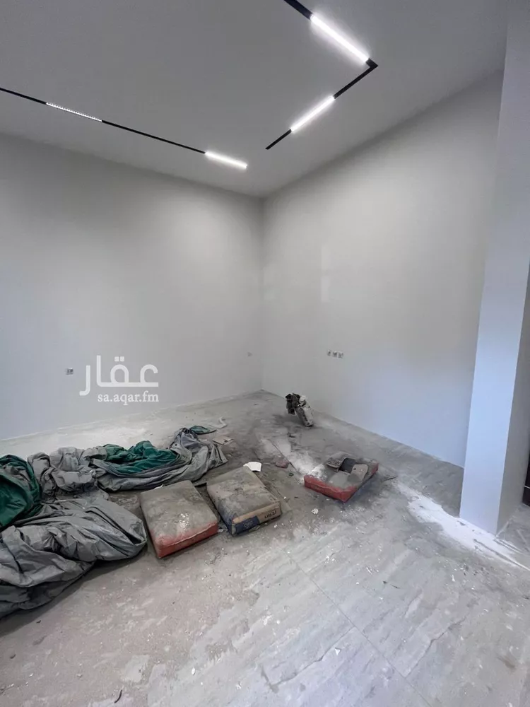 فيلا للبيع في شارع محمد بن هبه الله, حي المهدية, مدينة الرياض, منطقة الرياض 29