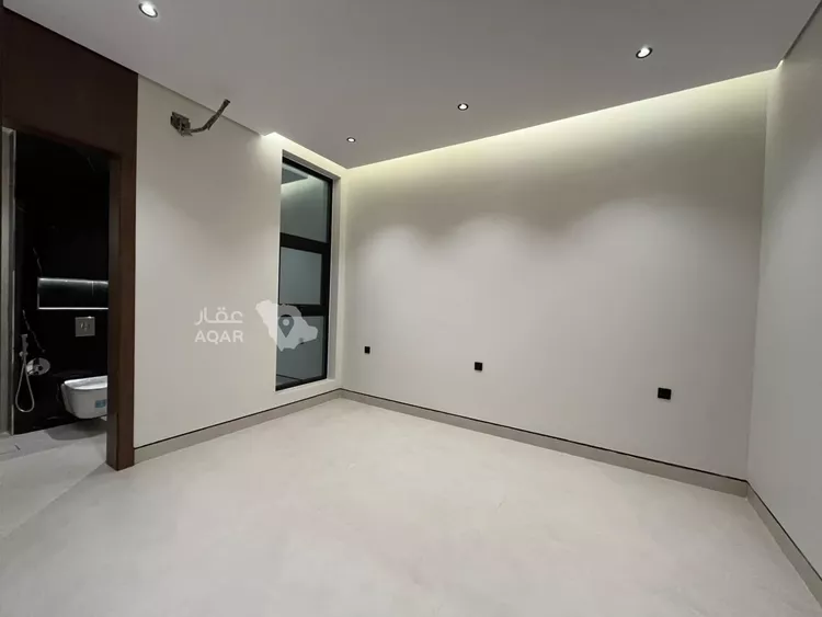 فيلا للبيع في شارع أبي الحسن الأسفرائيني, حي المهدية, مدينة الرياض, منطقة الرياض 17