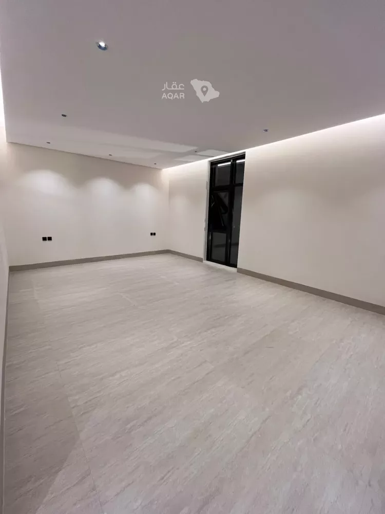 Villa for Sale in Riyadh Al Mahdiyah 12