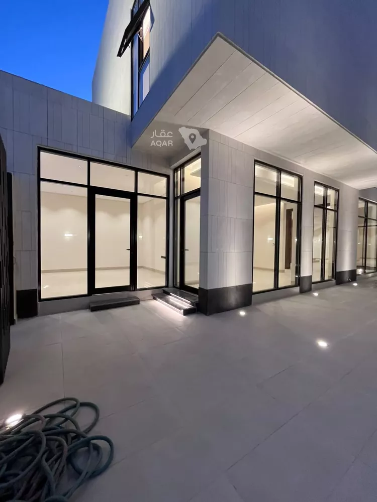 Villa for Sale in Riyadh Al Mahdiyah 28