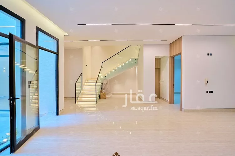 فيلا للبيع في شارع علي بن سلامة اللخمي, حي المهدية, مدينة الرياض, منطقة الرياض 10