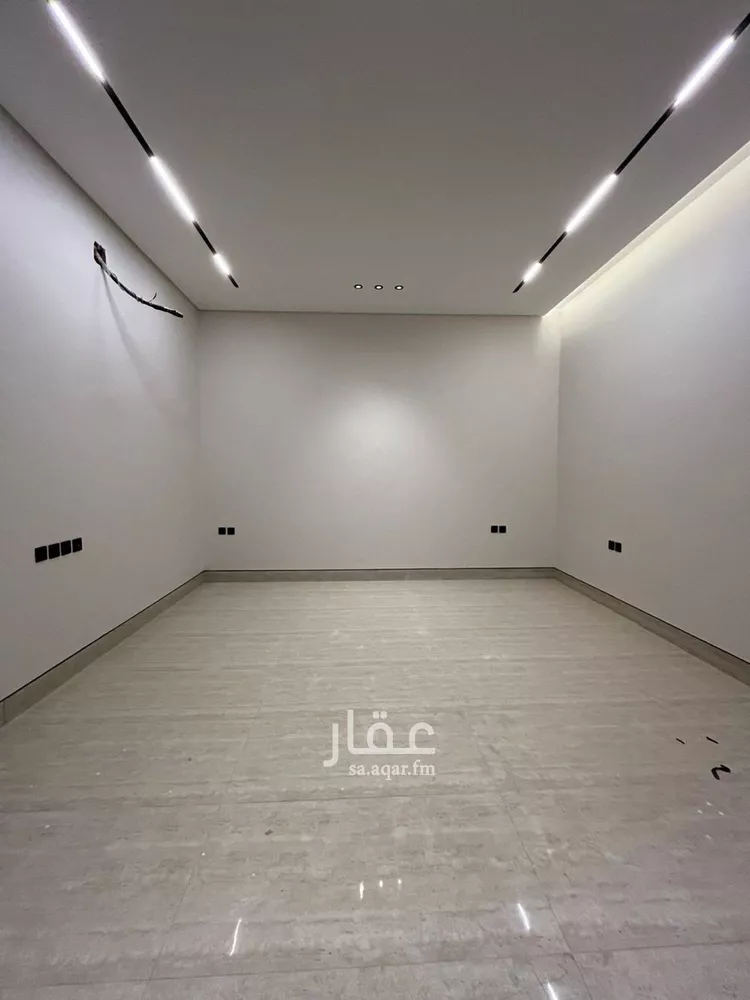 Villa for Sale in Riyadh Al Mahdiyah 15