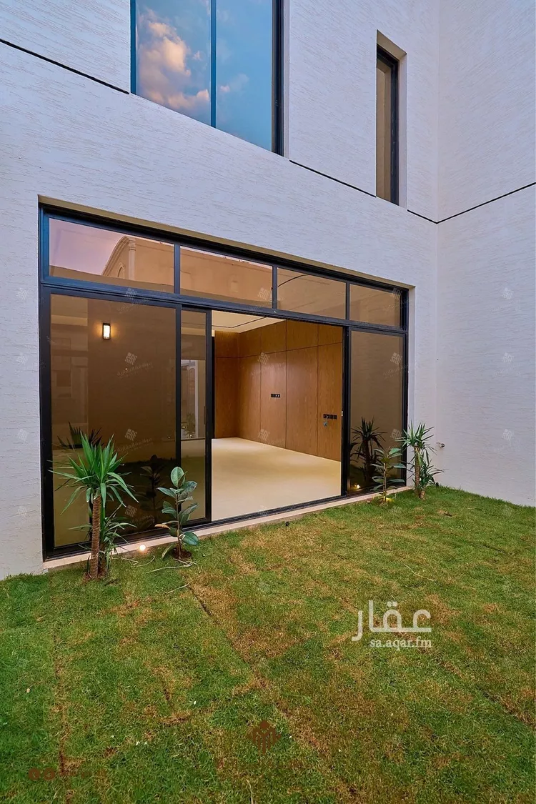 فيلا للبيع في شارع محمد بن هبة الله, حي المهدية, مدينة الرياض, منطقة الرياض صورة 4