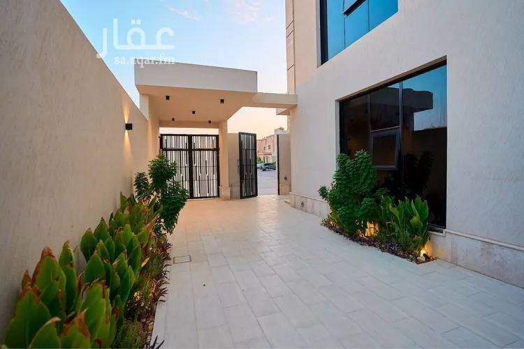 Villa for Sale in Riyadh Al Mahdiyah صورة 4
