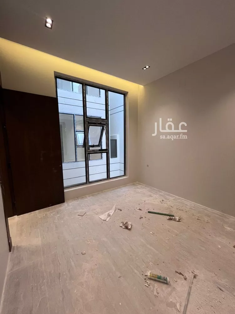 فيلا للبيع في شارع محمد بن هبه الله, حي المهدية, مدينة الرياض, منطقة الرياض 17