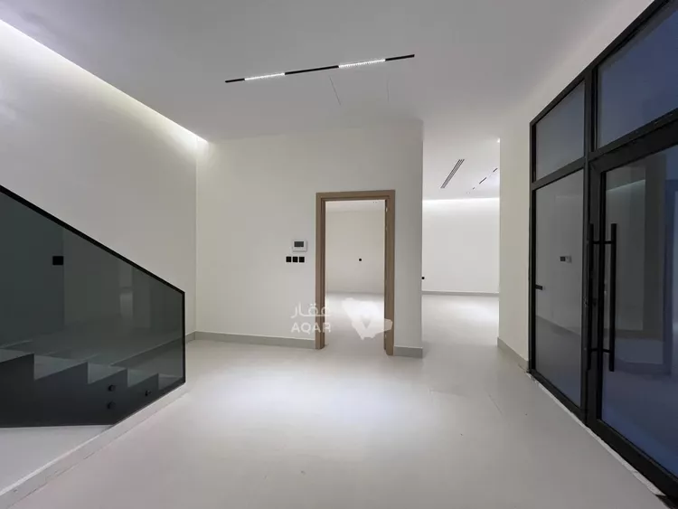 Villa for Sale in Riyadh Al Mahdiyah 13