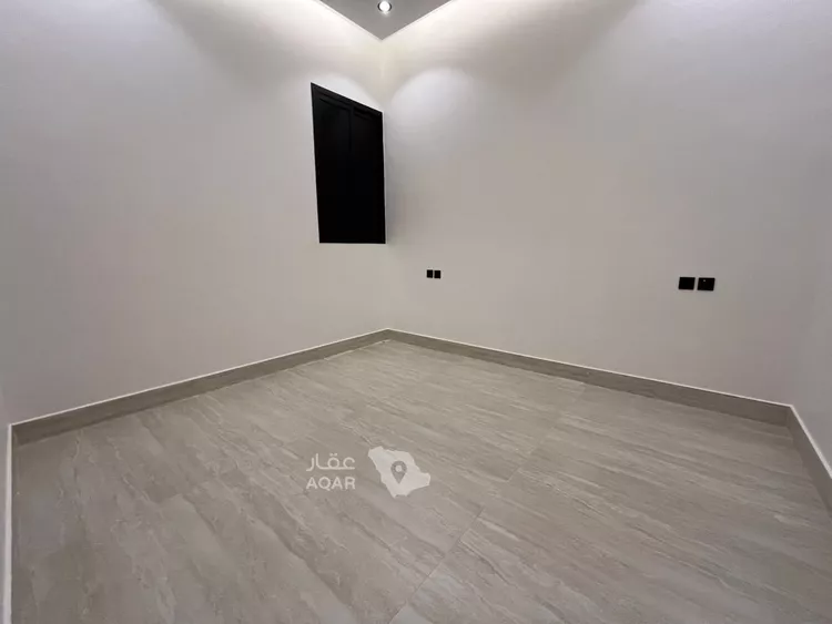 فيلا للبيع في شارع أحمد بن الحسن الأنصاري, حي المهدية, مدينة الرياض, منطقة الرياض 28