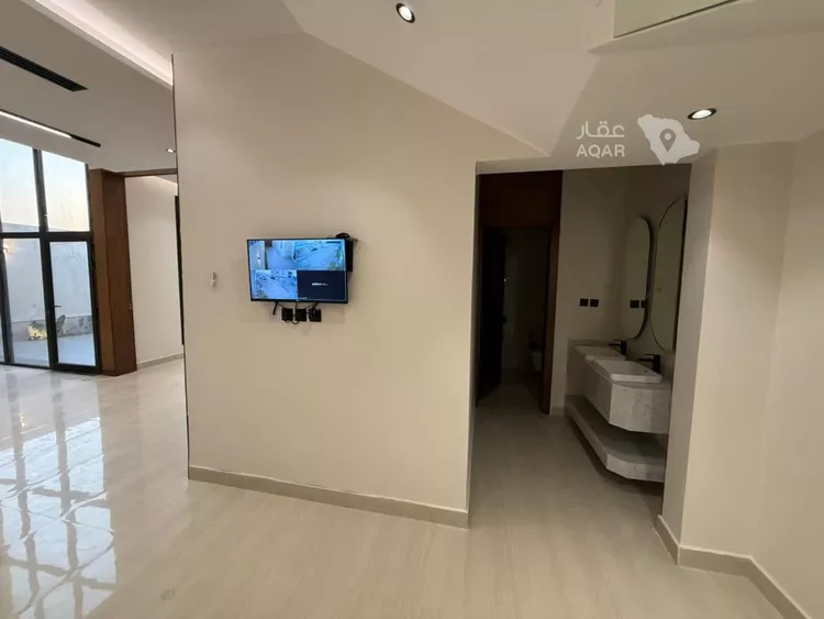 Villa for Sale in Riyadh Al Mahdiyah 14
