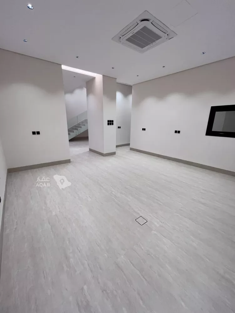 Villa for Sale in Riyadh Al Mahdiyah 19
