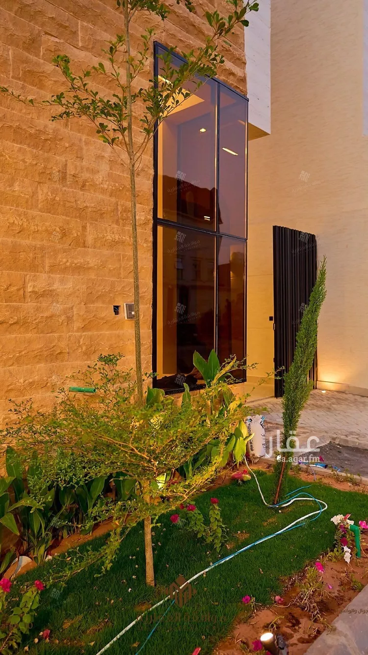 فيلا للبيع في شارع عبدالقادر بن عبدالوارث, حي المهدية, مدينة الرياض, منطقة الرياض صورة 2