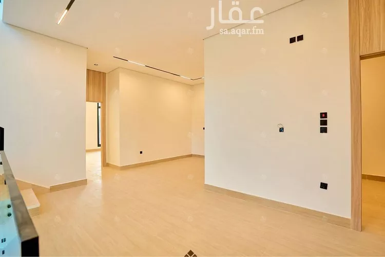 فيلا للبيع في شارع محمد بن هبه الله, حي المهدية, مدينة الرياض, منطقة الرياض صورة 3