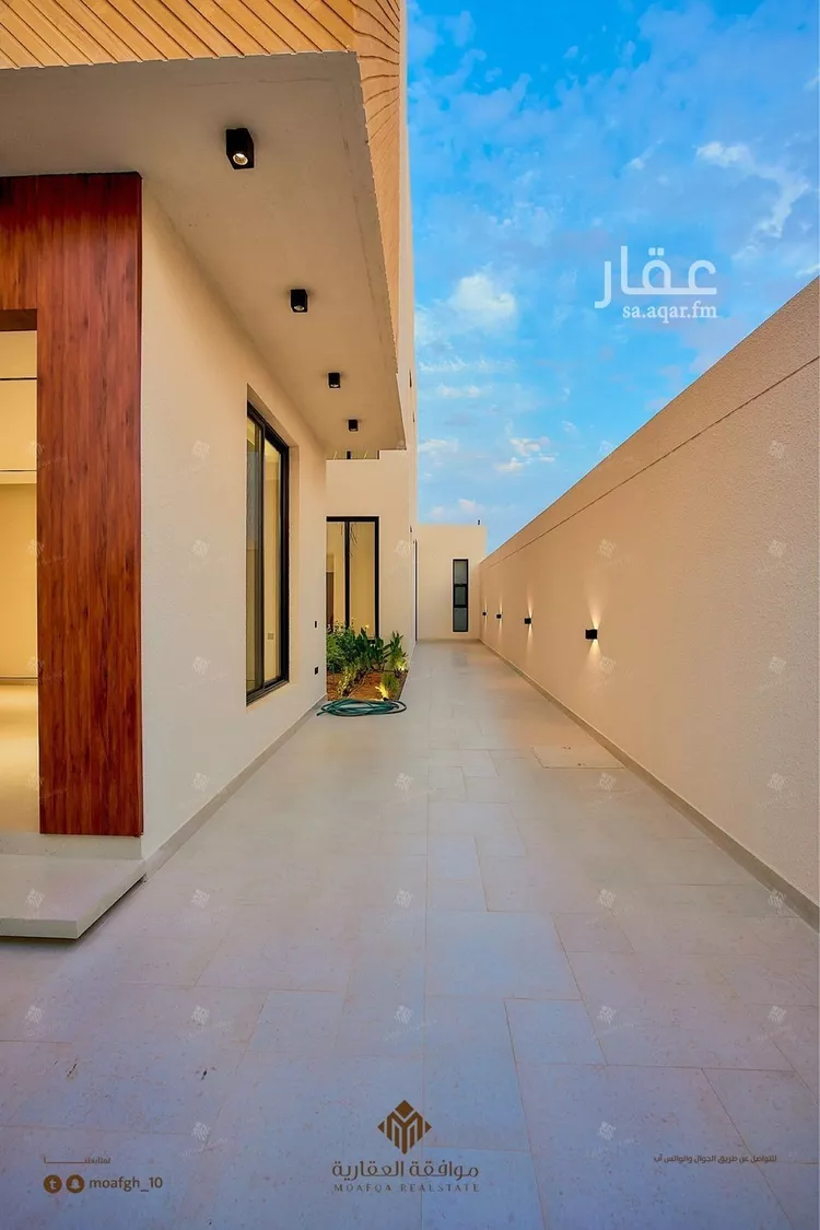 فيلا للبيع في شارع إبراهيم بن علي بن علوي, حي المهدية, مدينة الرياض, منطقة الرياض صورة 2