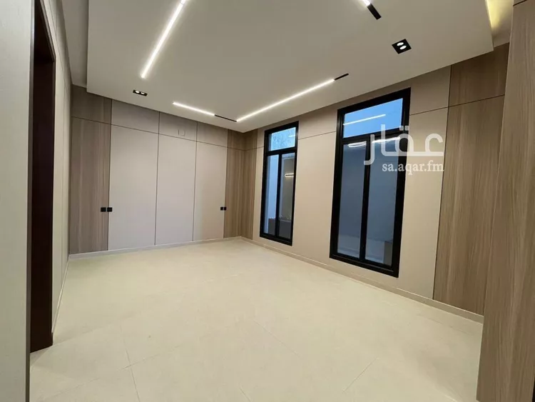 فيلا للبيع في شارع عبدالقادر بن عبدالوارث, حي المهدية, مدينة الرياض, منطقة الرياض صورة 2