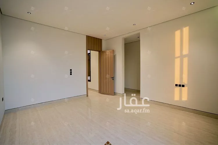 فيلا للبيع في شارع علي بن سلامة اللخمي, حي المهدية, مدينة الرياض, منطقة الرياض 24