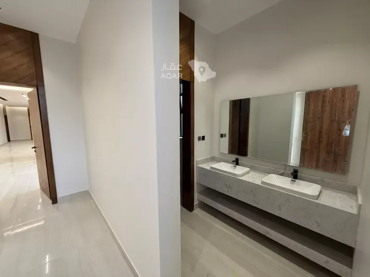 Villa for Sale in Riyadh Al Mahdiyah 12