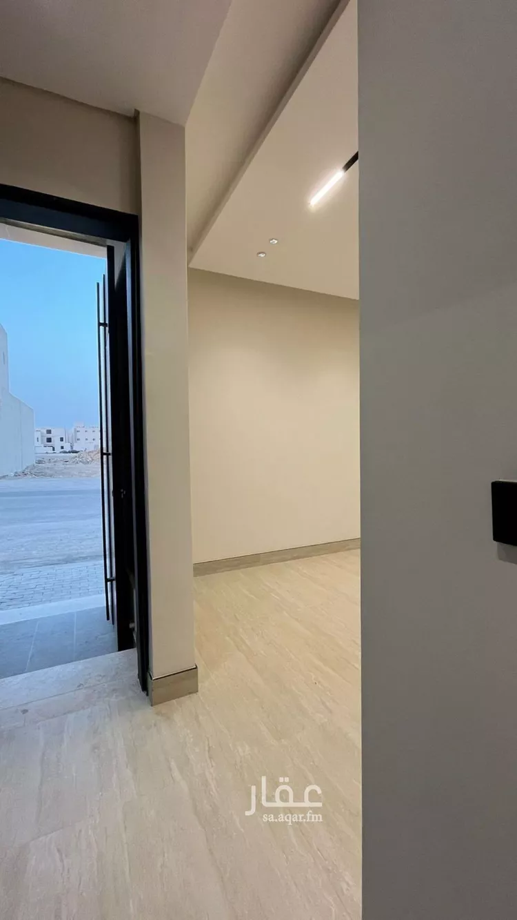 فيلا للبيع في شارع محمد بن هبه الله, حي المهدية, مدينة الرياض, منطقة الرياض 21