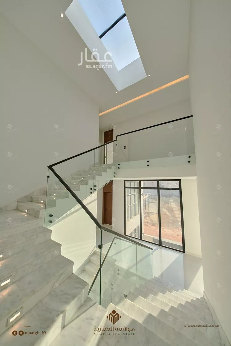 فيلا للبيع في شارع أحمد بن الحسن الأنصاري, حي المهدية, مدينة الرياض, منطقة الرياض صورة 3