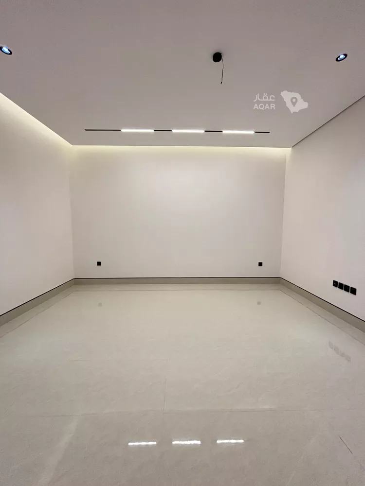 Villa for Sale in Riyadh Al Mahdiyah 23