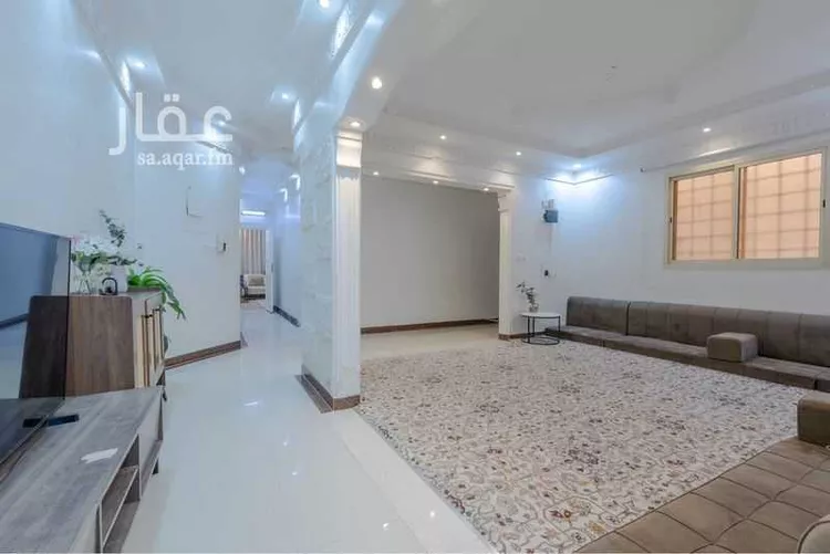 فيلا للبيع في شارع وادي المقراة, حي القادسية, مدينة الرياض, منطقة الرياض 7