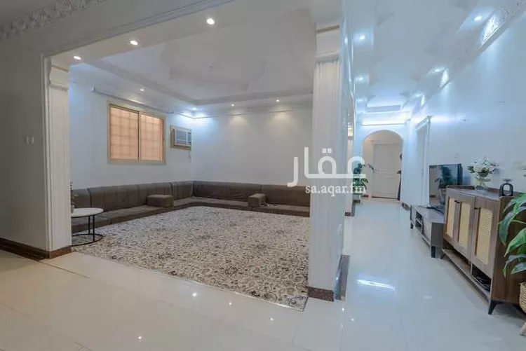 فيلا للبيع في شارع وادي المقراة, حي القادسية, مدينة الرياض, منطقة الرياض صورة 2