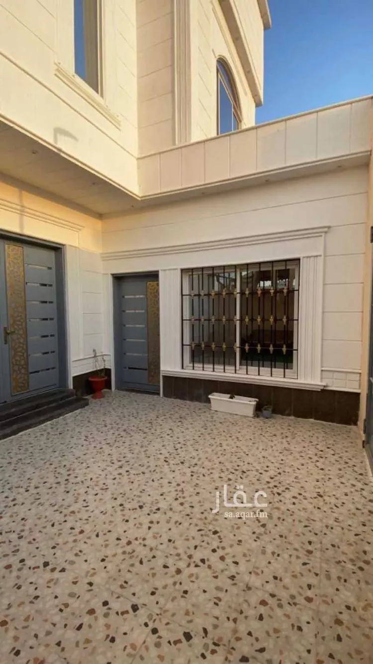 فيلا للبيع في شارع تقي الدين, حي المهدية, مدينة الرياض, منطقة الرياض صورة 2