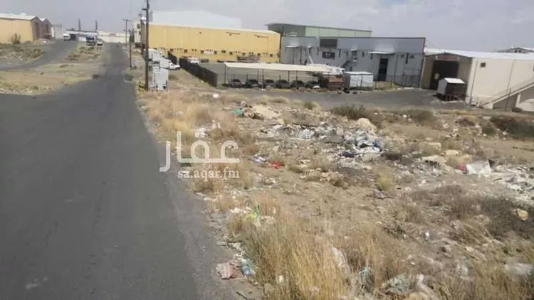 أرض للبيع في شارع قسم المستودعات, حي الصناعية, مدينة خميس مشيط, منطقة عسير صورة 2